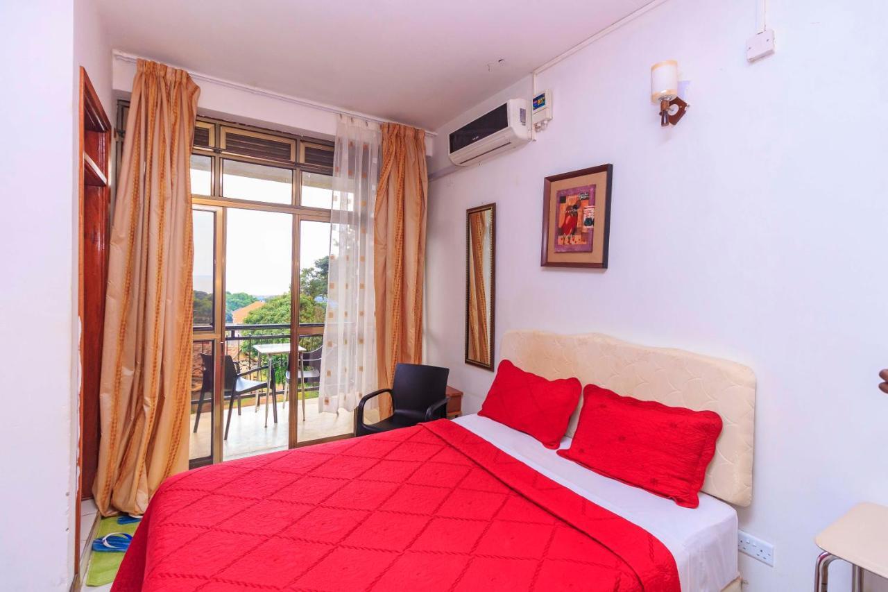 Frontiers Hotel Энтеббе Экстерьер фото