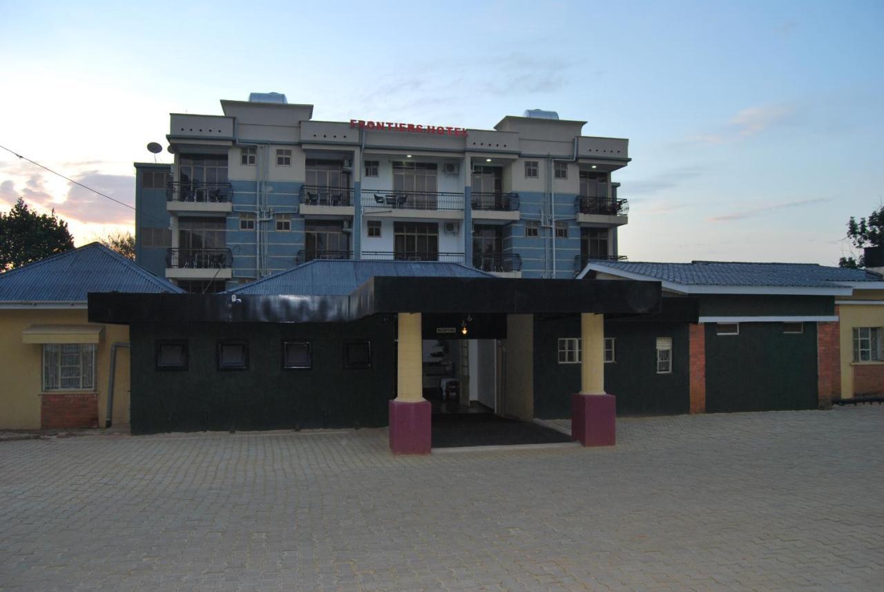 Frontiers Hotel Энтеббе Экстерьер фото