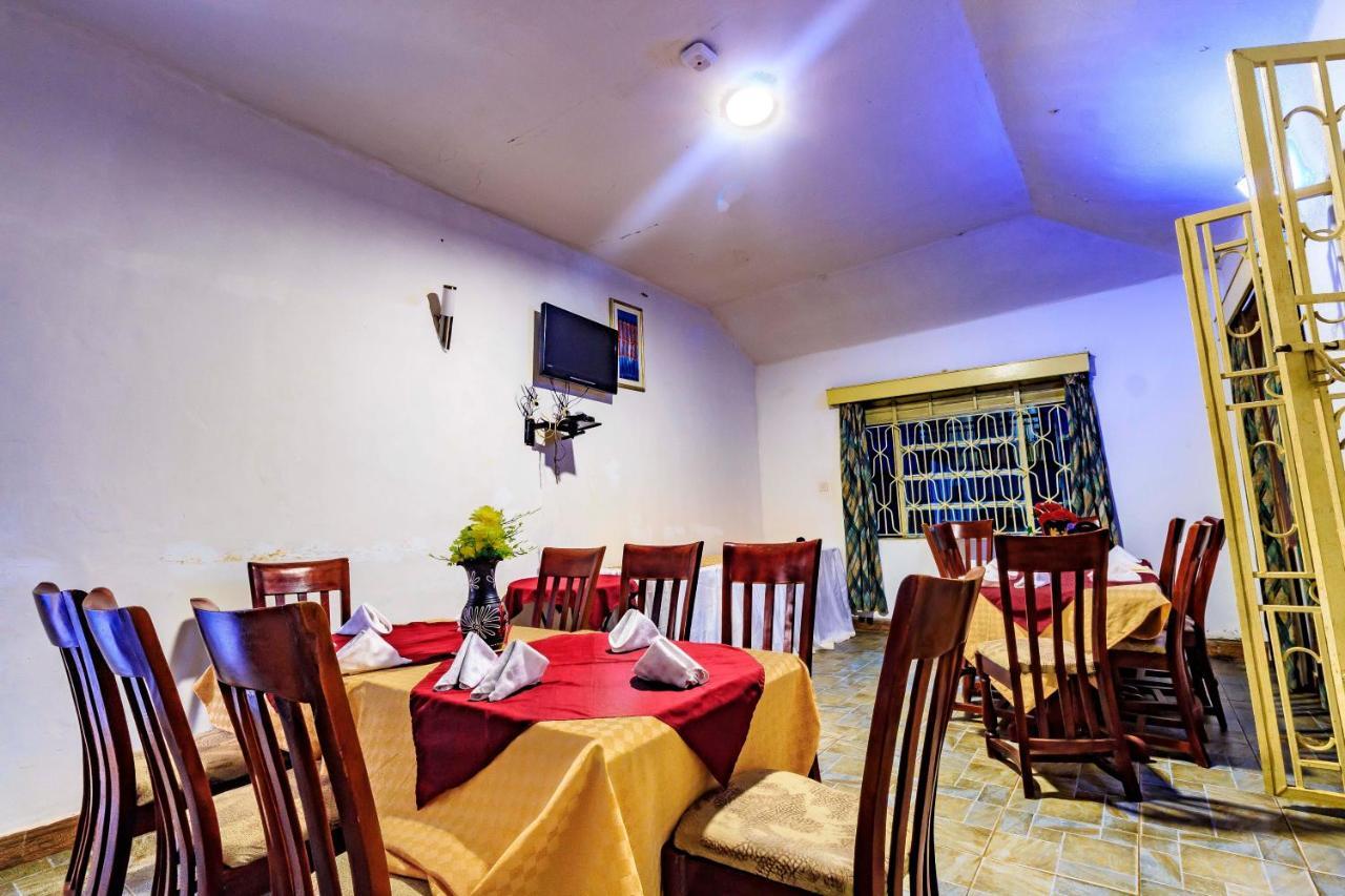 Frontiers Hotel Энтеббе Экстерьер фото